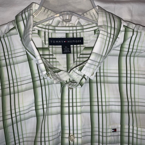 Tommy Hilfiger Button-Up Shirt - Picture 2 of 2